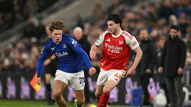 NBA精彩回放：湖人绝杀凯尔特人,（经典回放：湖人压哨绝杀凯尔特人）