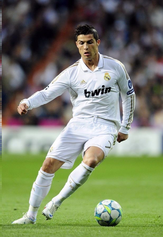 记者：尤文、国米等意甲俱乐部考察热那亚中场马利诺夫斯基（马利诺夫斯基获尤文、国米等意甲俱乐部考察）