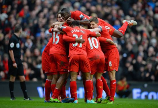 梅西特别金色签名款F50鞋将于夏季发布，引领2026世界杯潮流（梅西专属金色签名F50今夏发布，领衔2026世界杯新风尚）