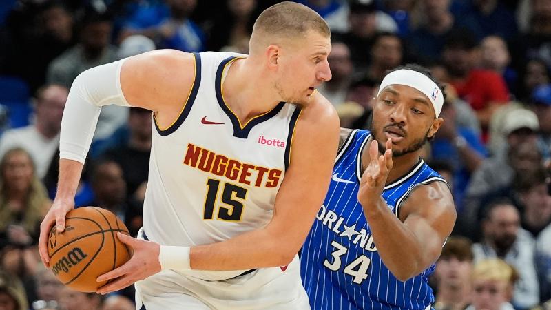 半场：海港0-0柔佛新山，陈威屡献神扑，格劳德尔逃红牌（半场战报：海港0-0柔佛新山，陈威多次神勇救险，格劳德尔逃过红牌）