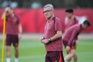 内马尔火线复出传射建功，带领桑托斯3-0赢下保级关键战（内马尔急速归队传射闪耀，率桑托斯3-0拿下保级生死战）