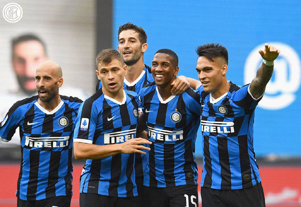 赫拉德-马丁：巴萨完全无需改变踢法，最重要的是做好压迫（赫拉德-马丁：巴萨无需调整风格，关键是把压迫做到位）