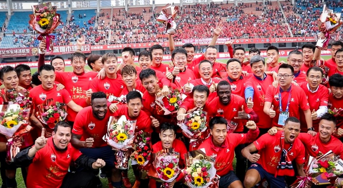 足坛50大身价最高的青年才俊！（全球足坛50位最具身价的年轻新星）