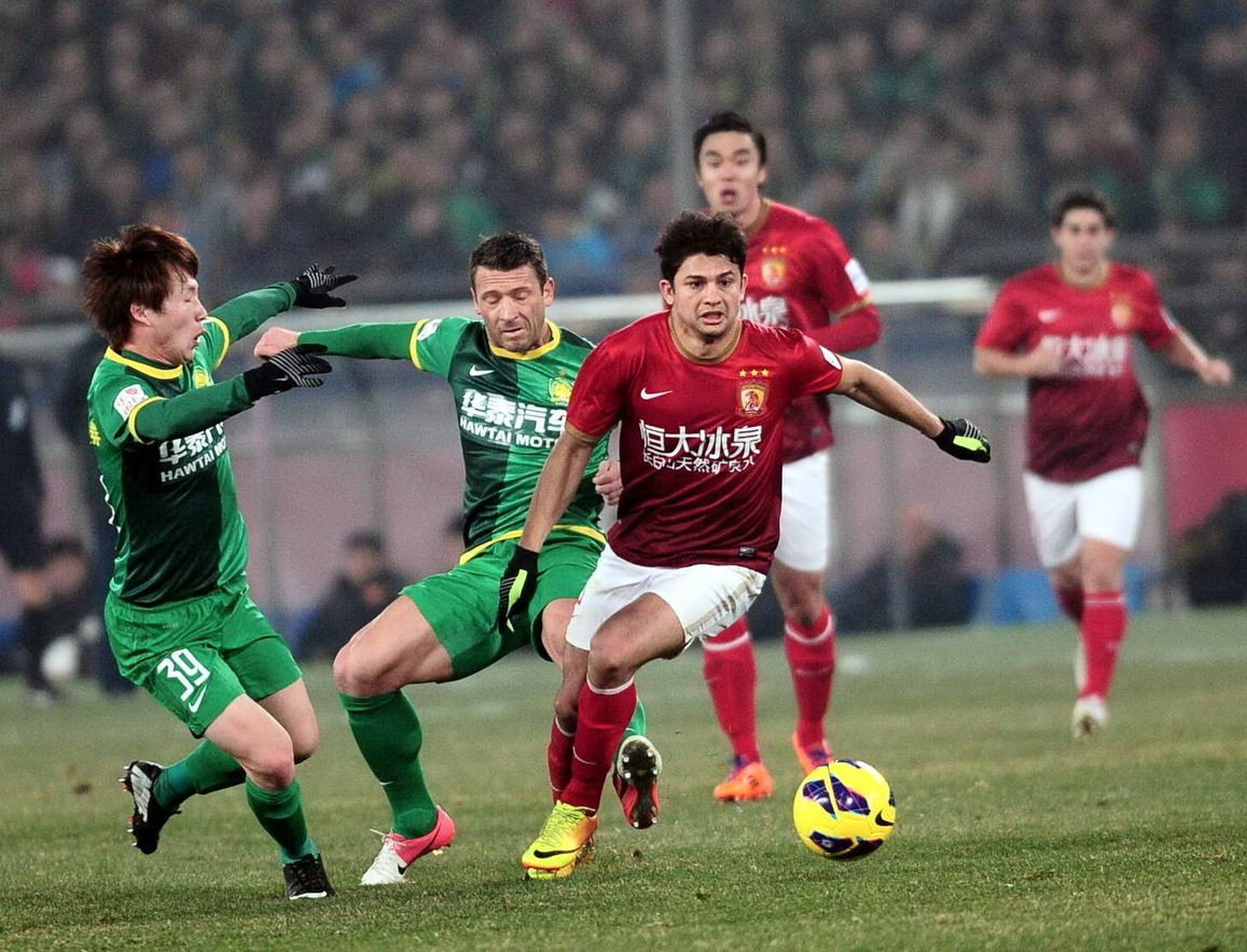 西甲战报：尼科助攻贝伦格尔准绝杀，毕尔巴鄂1-0马竞（西甲速递：尼科送助攻，贝伦格尔准绝杀，毕尔巴鄂1-0击败马竞）